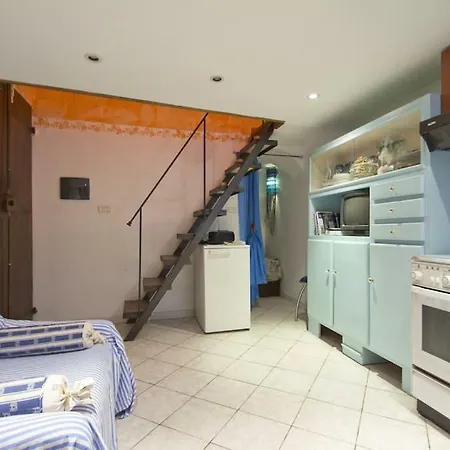 Mini Accomodation Ferienhaus Sanremo